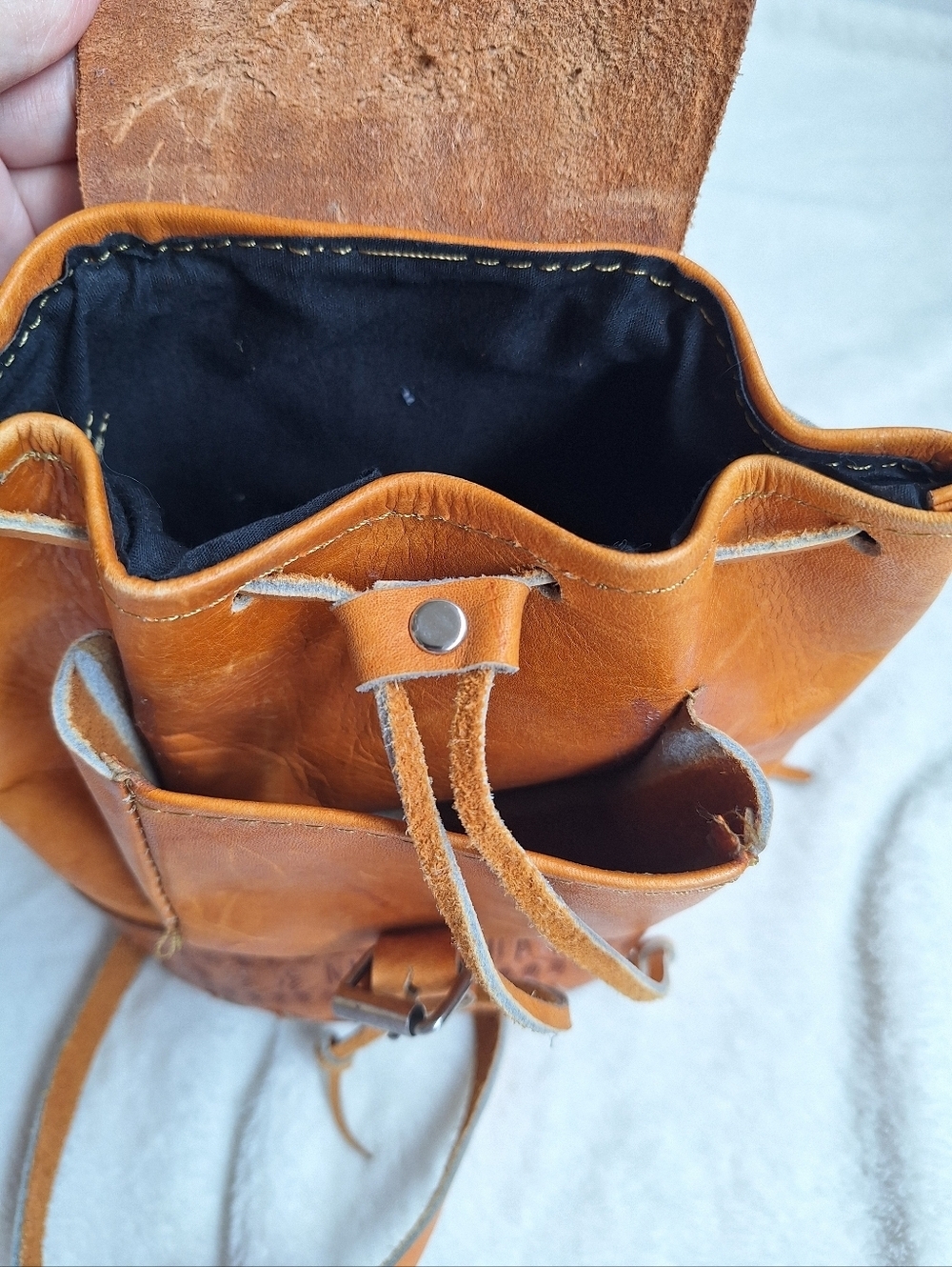 โจ VTG Nicaragua Hand Tooled Leather Mini Backpack โจ - Picture 10 of 12